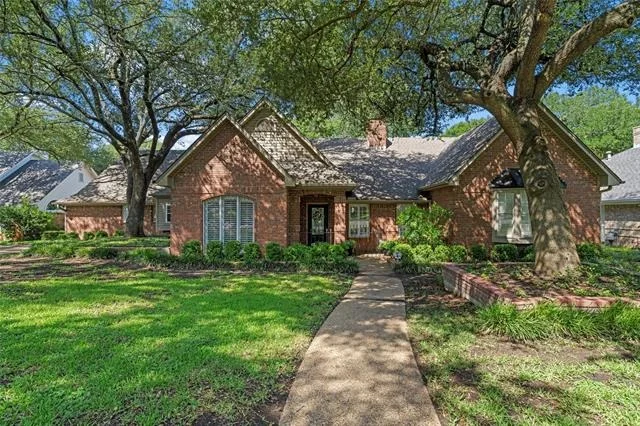 Photo of 3000 Chimney Hill Drive