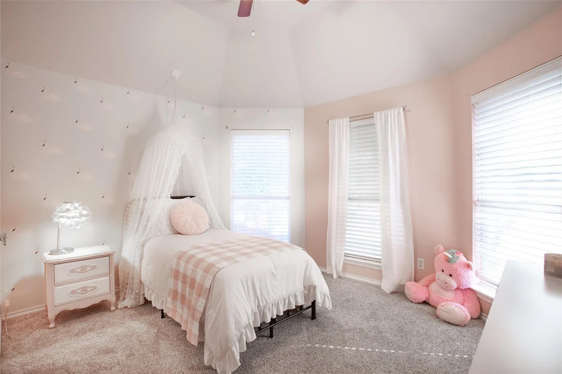 Photo of 10520 Stoneside Trail
