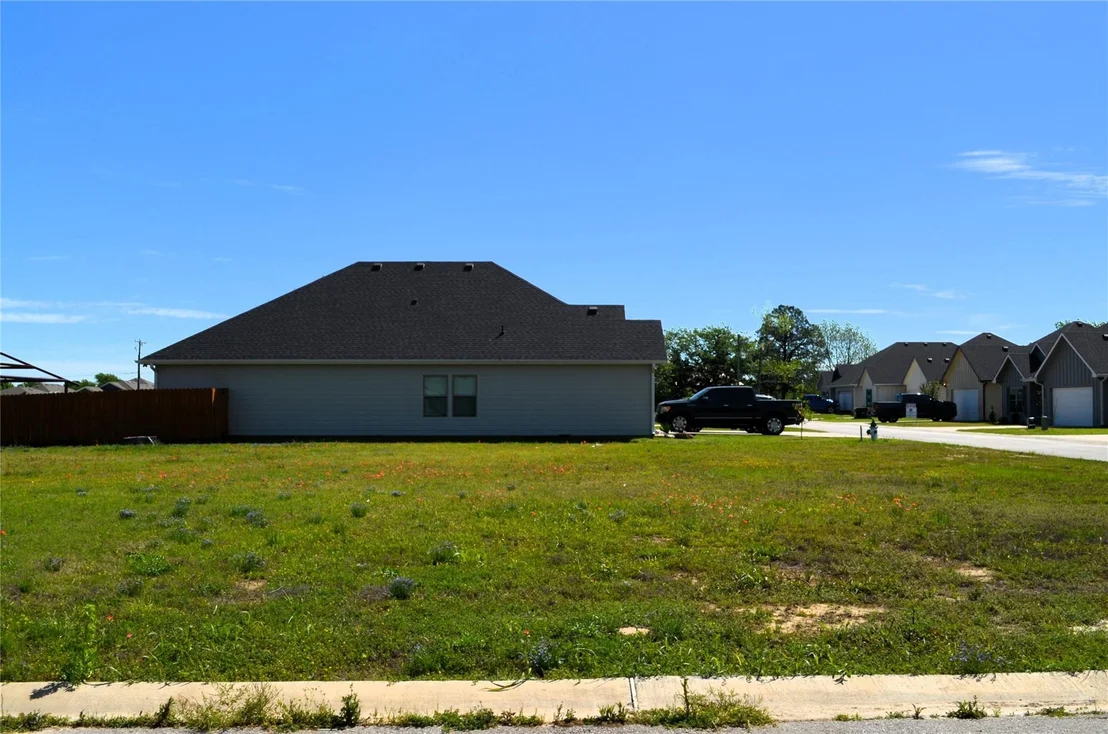 Photo of 341 Preston Road