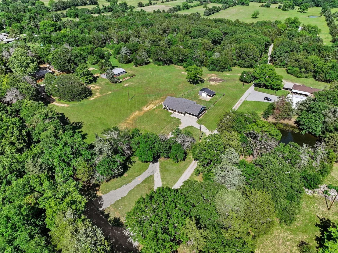 Photo of 2658 Oak Ridge Road