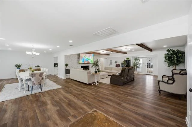 Photo of 6602 Lyons Road