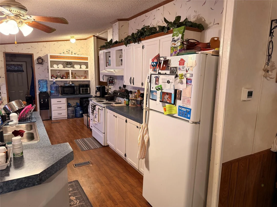 Photo of 383 Randall Ave
