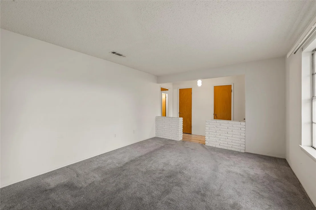 Photo of 5807 Caldwell Street