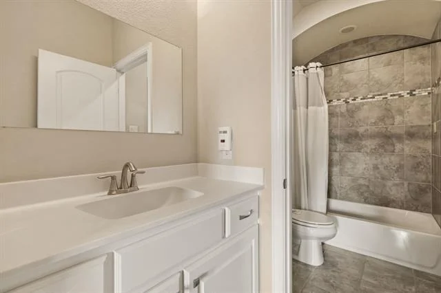 Photo of 710 Almeda Lane