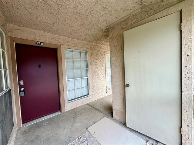 Photo of Unit 2521 at 12482 Abrams Road