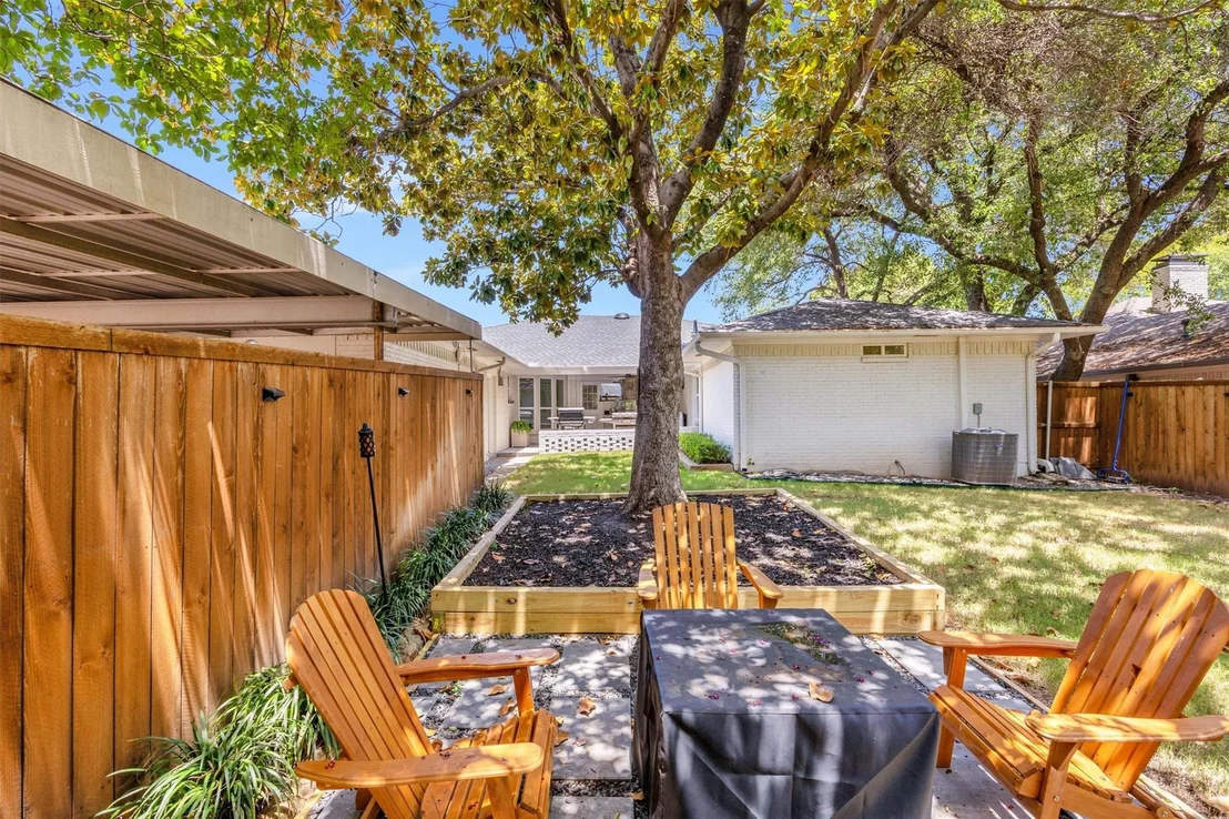 Photo of 9612 Atherton Drive