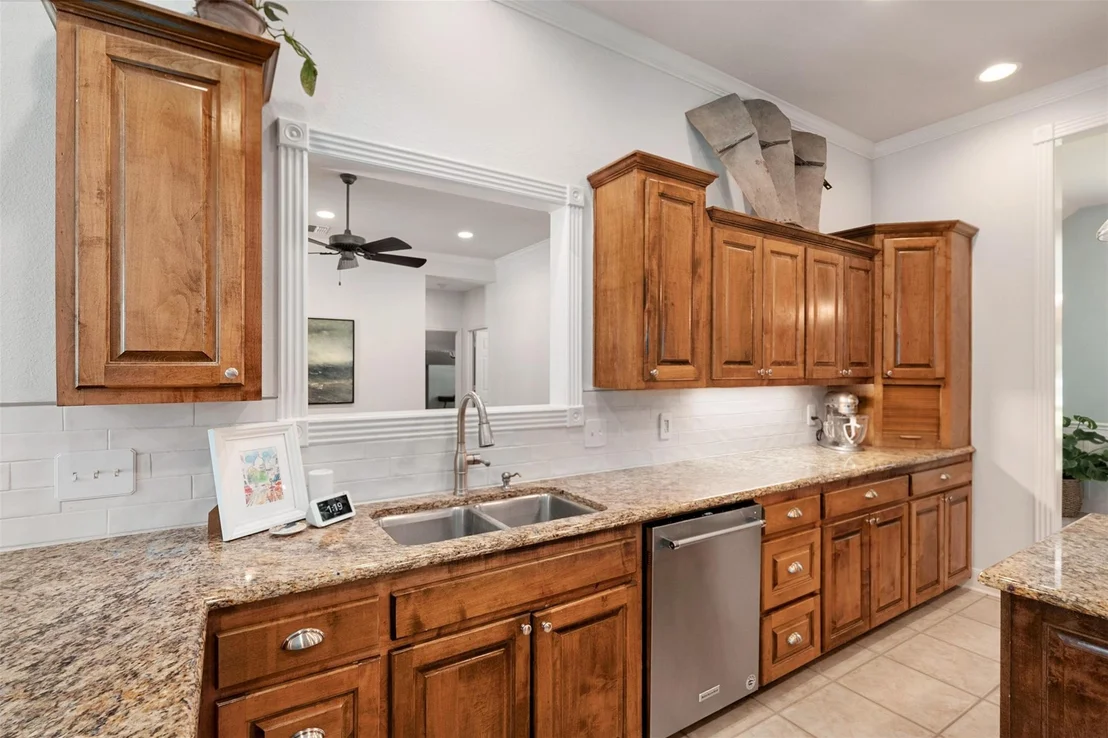 Photo of 1109 Robbins Road
