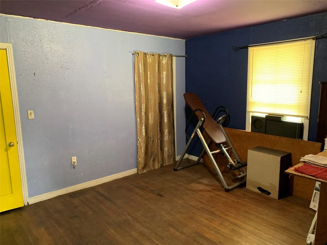 Photo of 100 S Wright Avenue