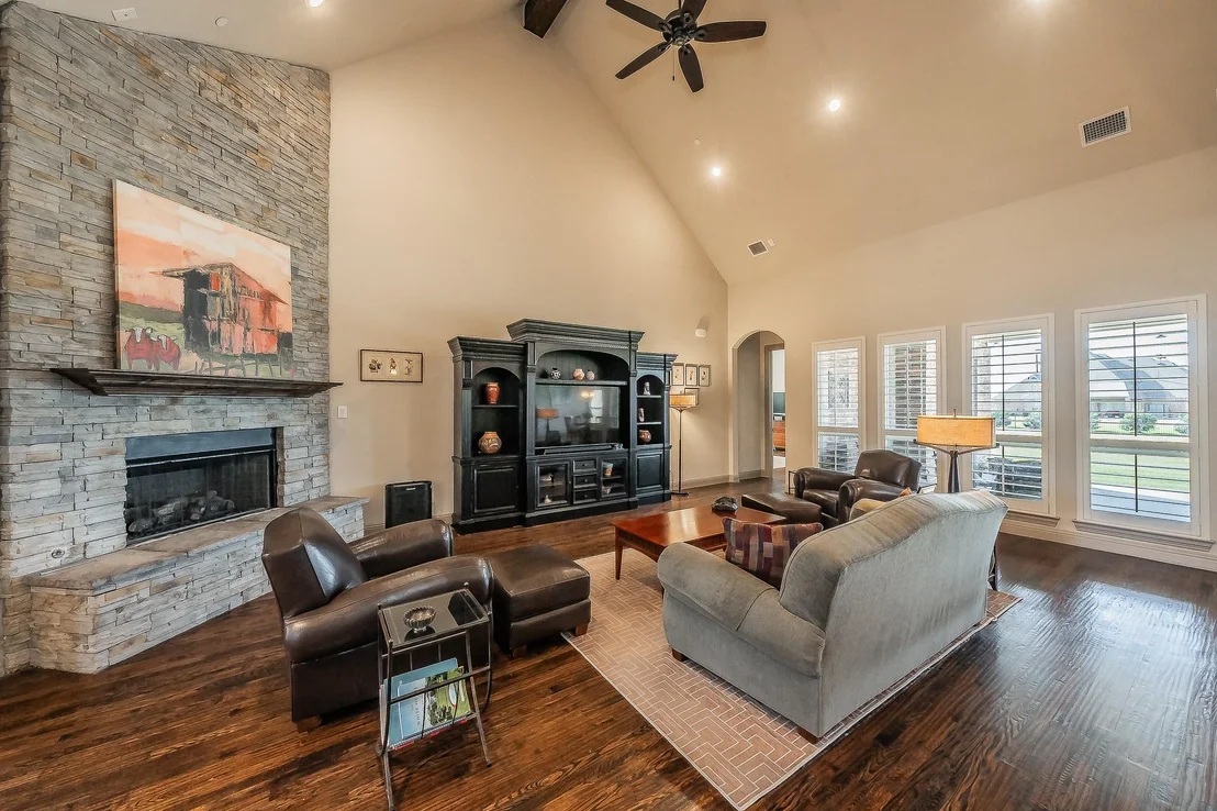 Photo of 1215 Galway Drive