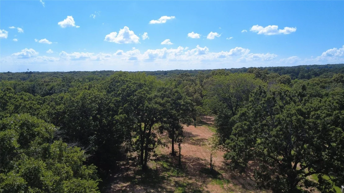 Photo of 4044 Oakridge Circle