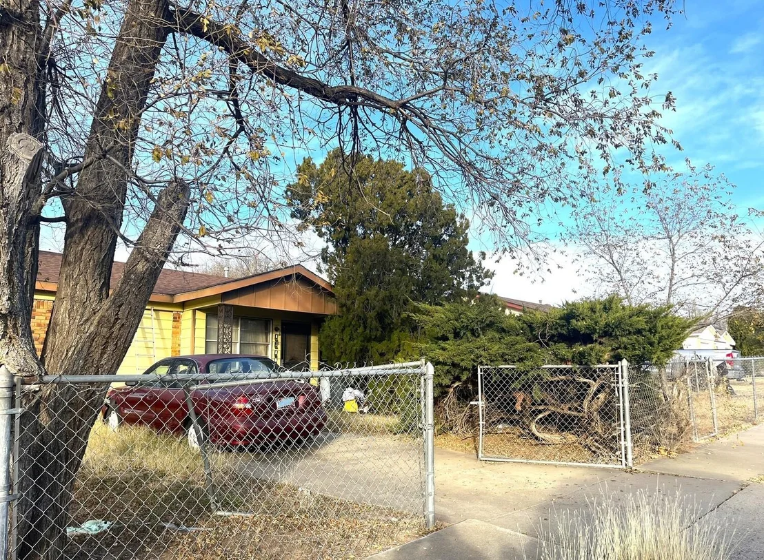 Photo of 1225 Pecan Street