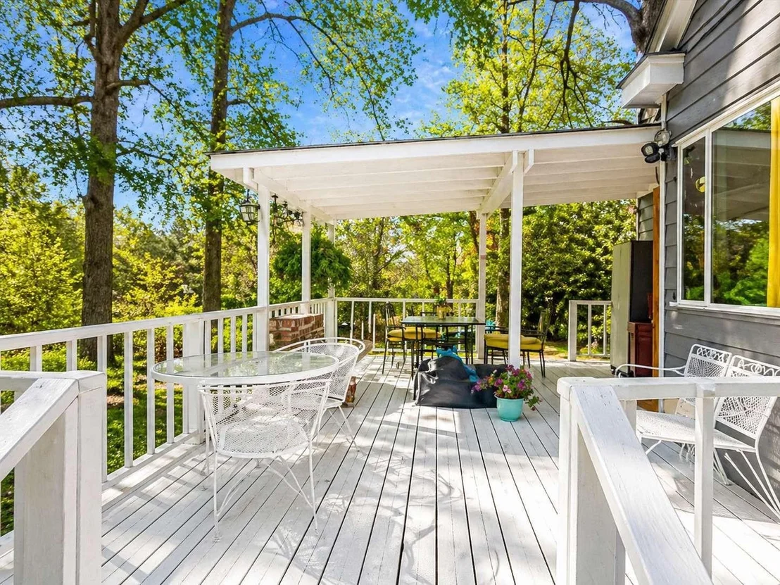 Photo of 2405 Meriwether Road