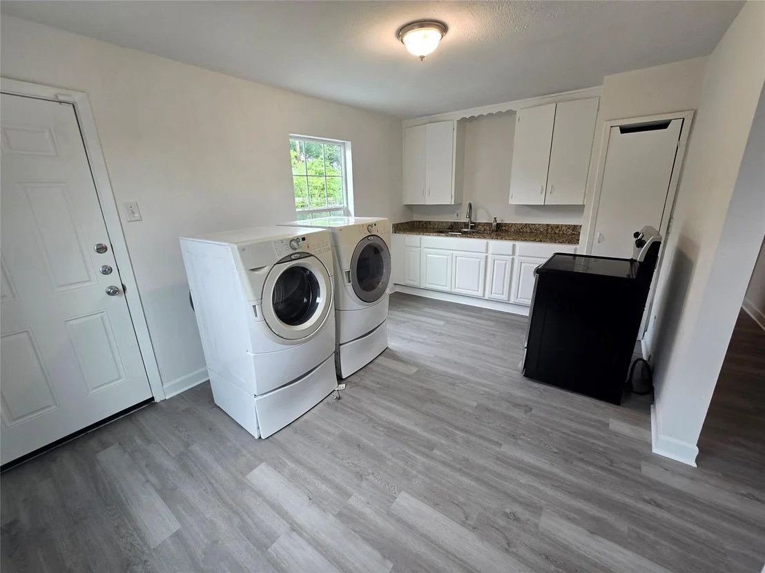 Photo of 5010 Sunshine Drive
