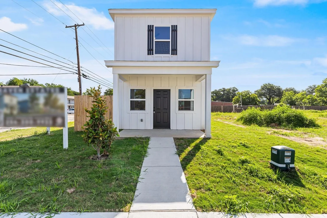 Photo of 84 Crescent