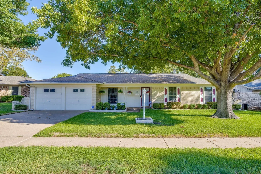 Photo of 1512 Lamplighter Lane