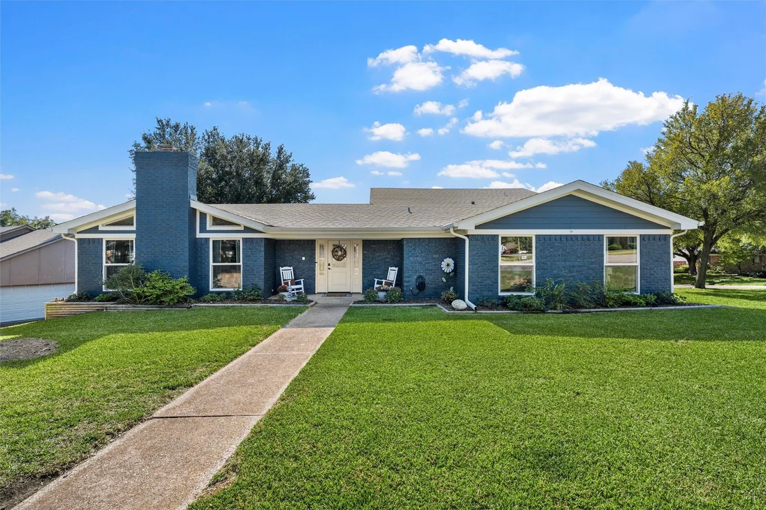 Photo of 4324 Green Point Drive