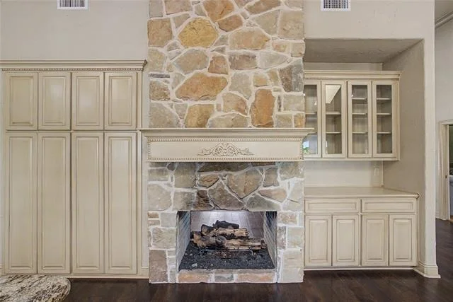 Photo of 6815 Hardwick Road