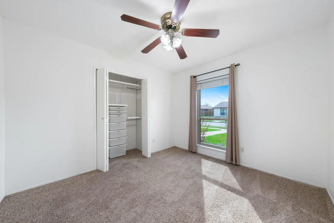 Photo of 413 Sandy Knoll Drive