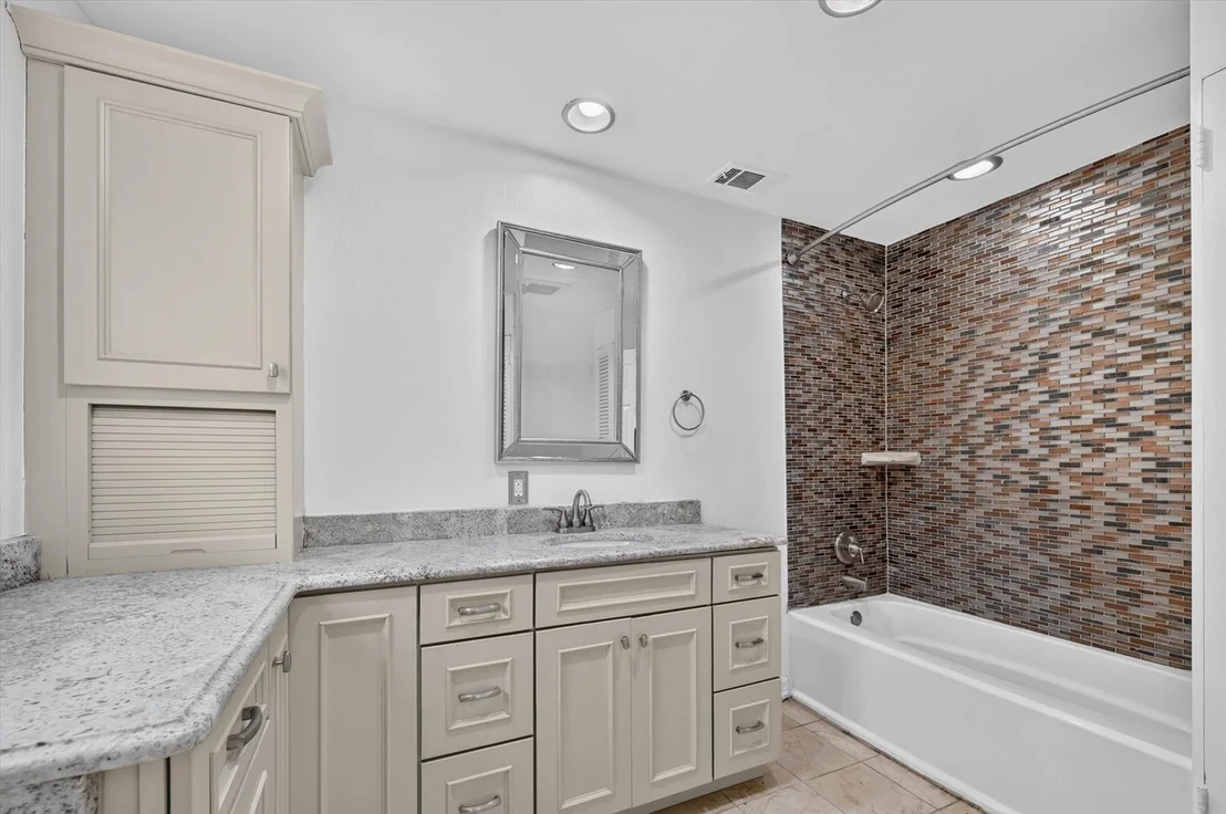 Photo of 14126 Brookridge Circle