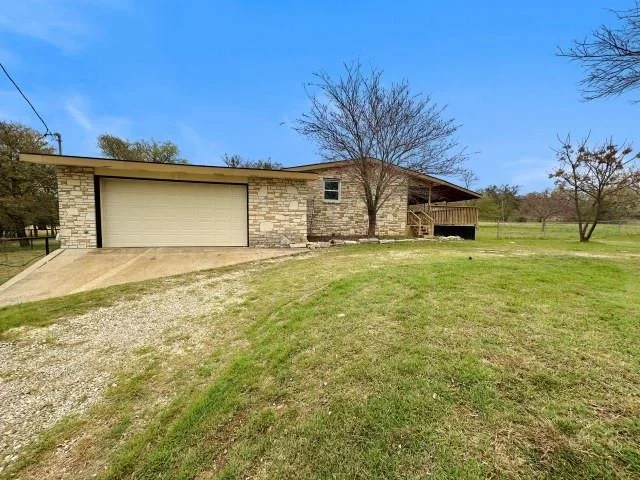 Photo of 7121 Mcgregor Park Road