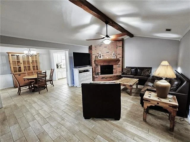 Photo of 804 Crestline Drive