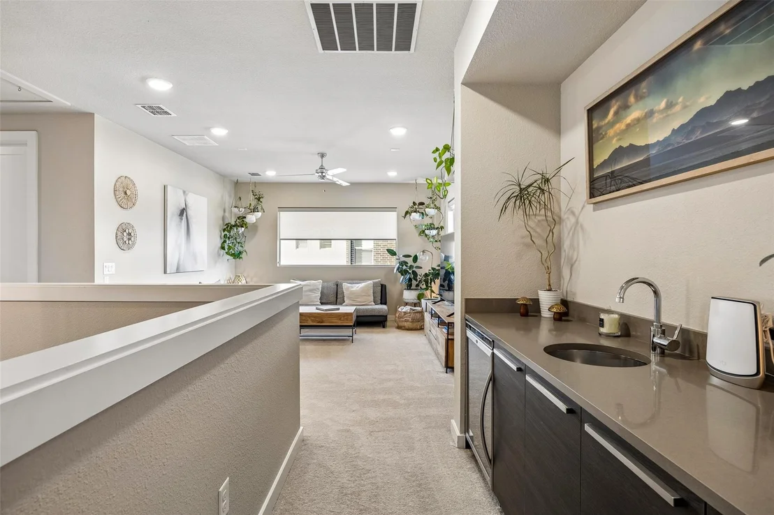 Photo of 4039 Heatherton Drive