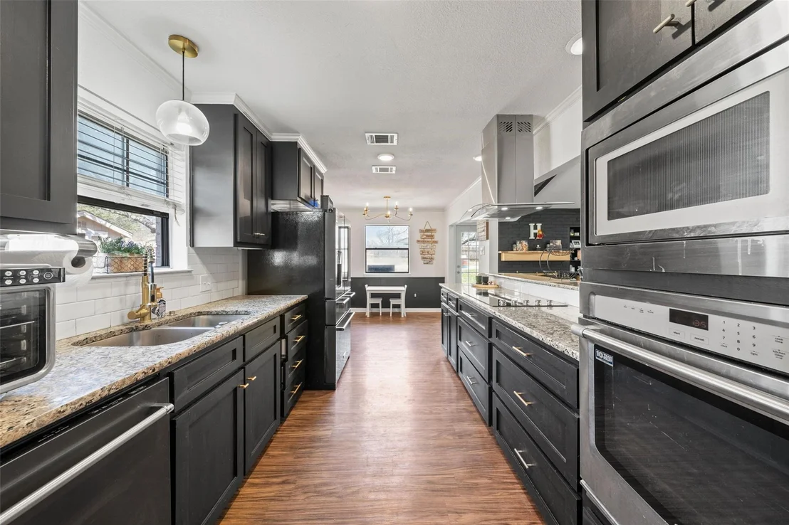 Photo of 216 Hillside Drive
