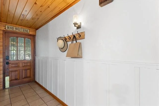 Photo of 1603 Pineview Lane