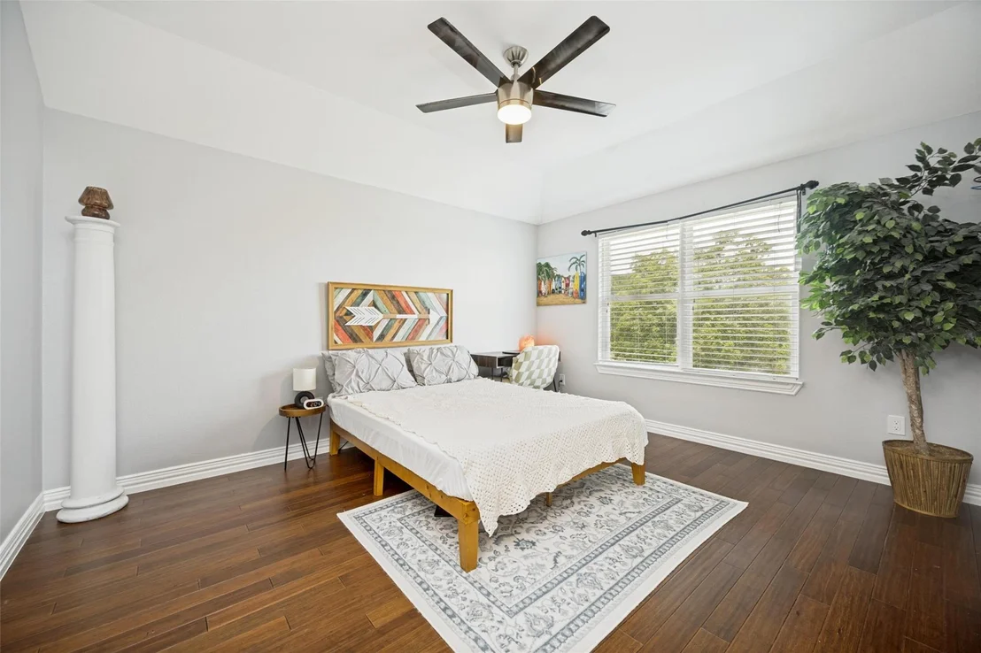 Photo of 2501 Oak Bluff Drive