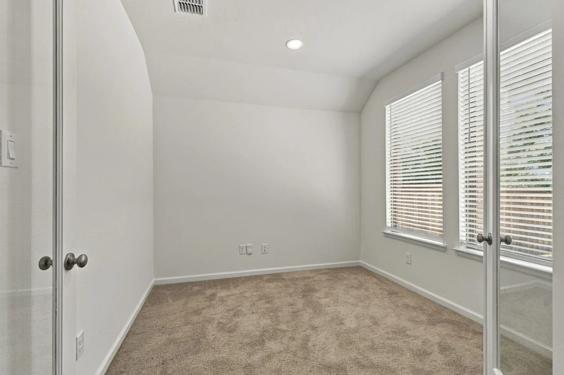 Photo of 9336 Buckeye Bend