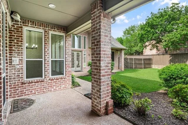 Photo of 906 Glen Rose Drive