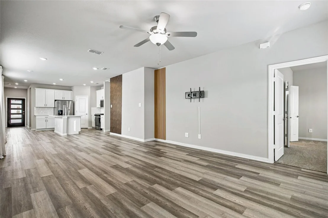 Photo of 113 Greenbriar Drive