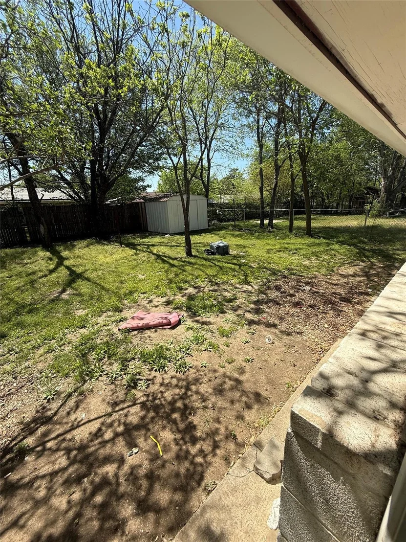 Photo of 6036 Harrison Way