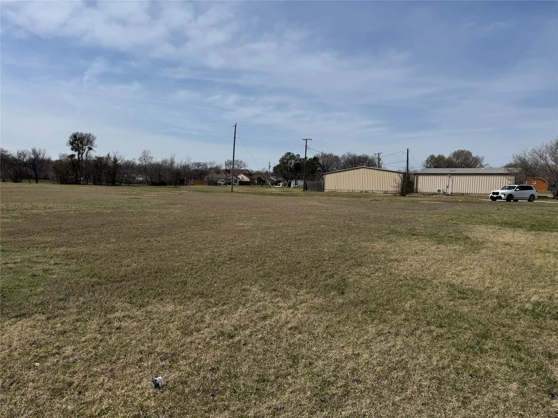 Photo of 7945 White Settlement Road