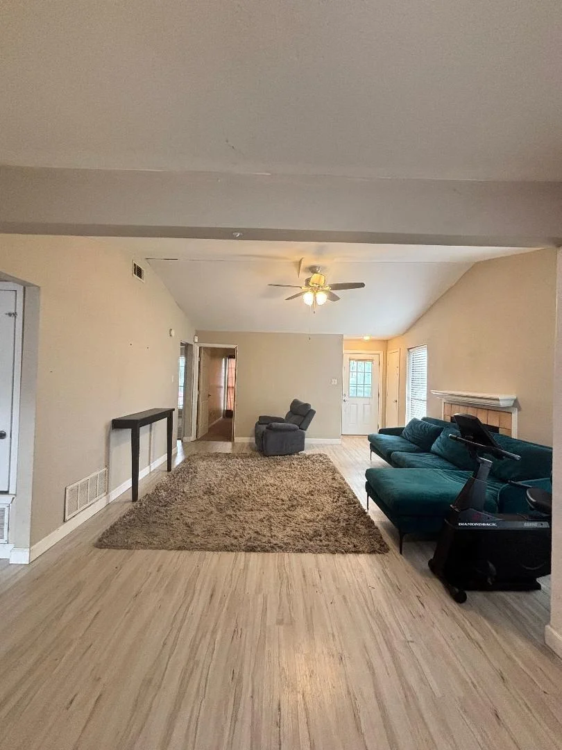 Photo of 1107 Rimcrest Drive