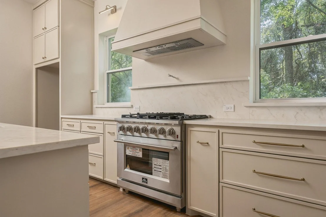 Photo of 2510 Creekbend Circle