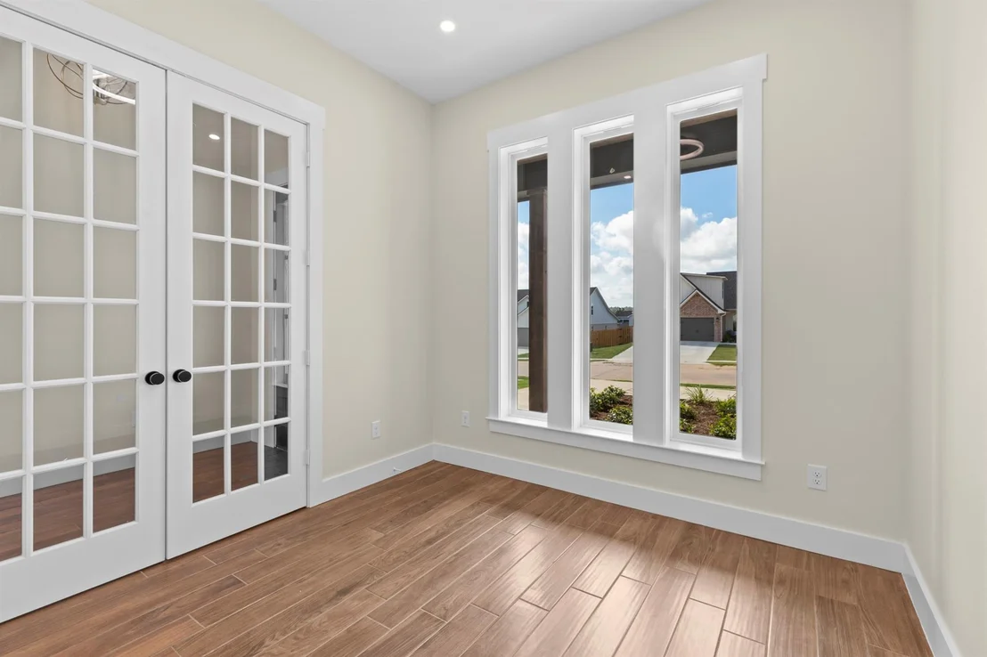 Photo of 16426 Clearview Drive