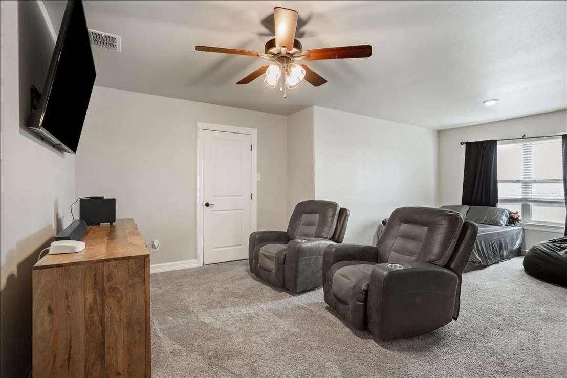 Photo of 502 Oak Drive