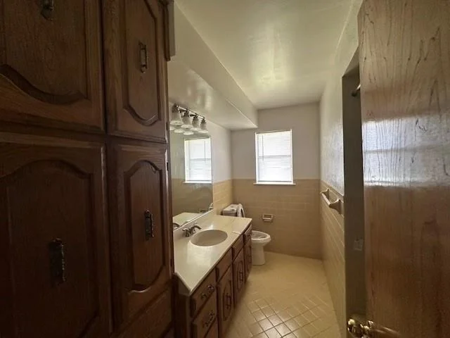 Photo of 1200 Cliff Drive
