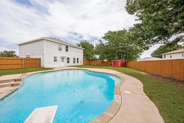 Photo of 920 Kendall Drive