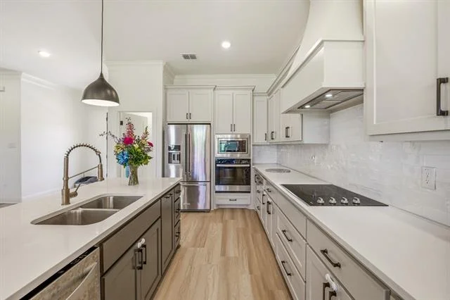 Photo of 445 Rodeo Way