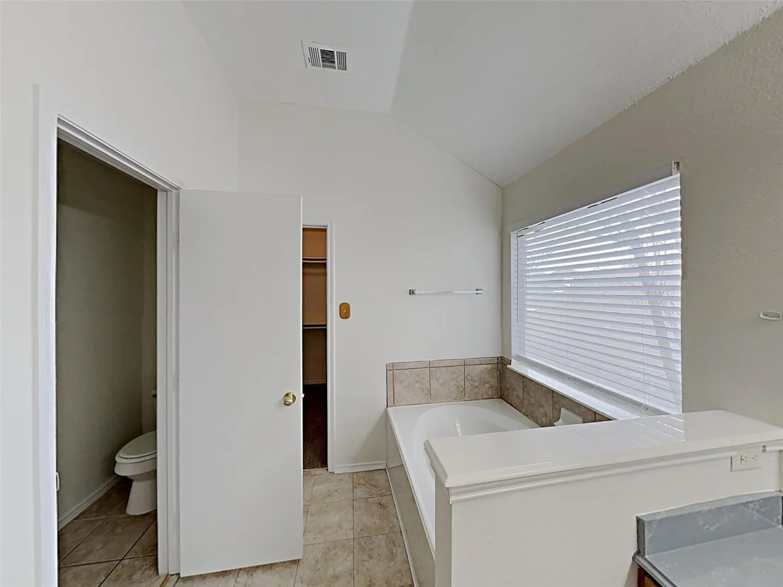 Photo of 8212 Dynasty