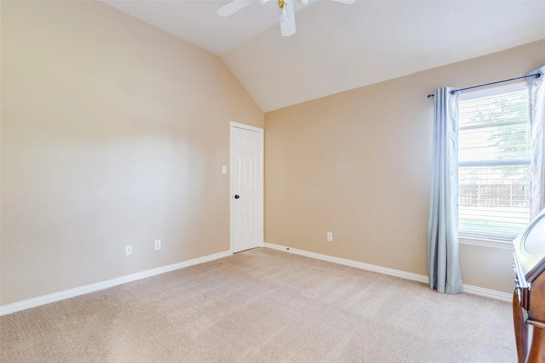 Photo of 881 Sibyl Lane