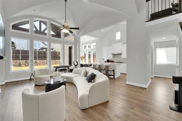 Photo of 3520 Helios Lane