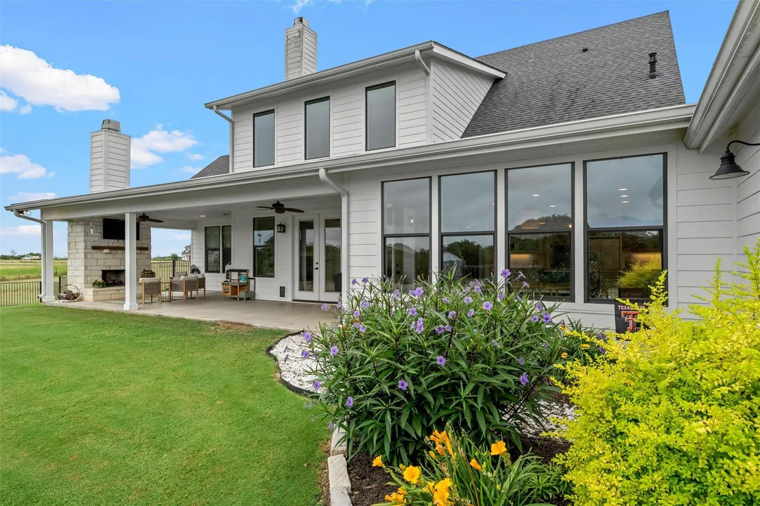Photo of 252 Austin Hines Drive