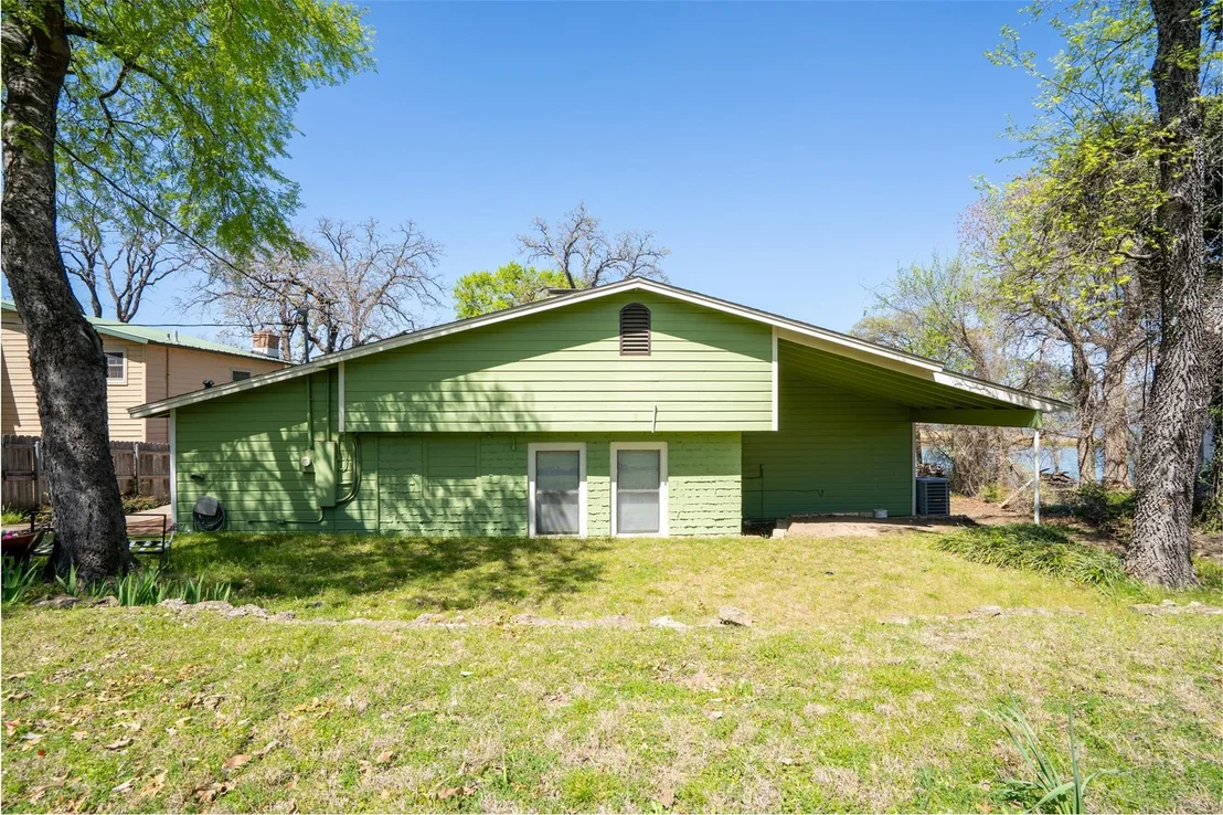Photo of 9520 Heron Drive