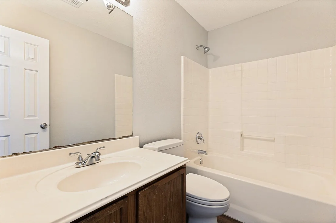Photo of 1004 Triple Crown Drive