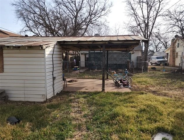 Photo of 310 S Mockingbird Lane