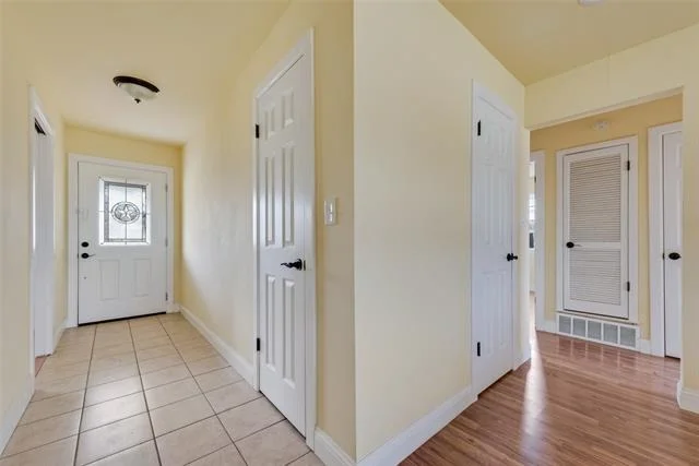 Photo of 725 Meadowlark Circle