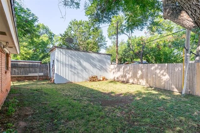 Photo of 2310 Crescent Drive